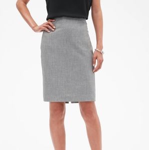 Banana republic stretch grey pencil skirt sz 6